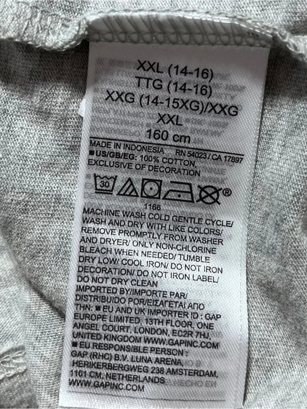 Gap Kids Boy’s Short Sleeve Pocket Tee Size XXL (14-16) Light Heather Gray
